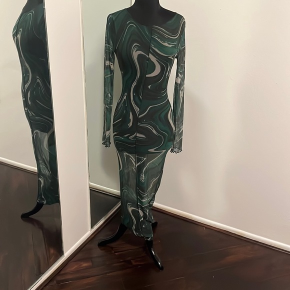 RAVE DRESS! - Picture 1 of 3